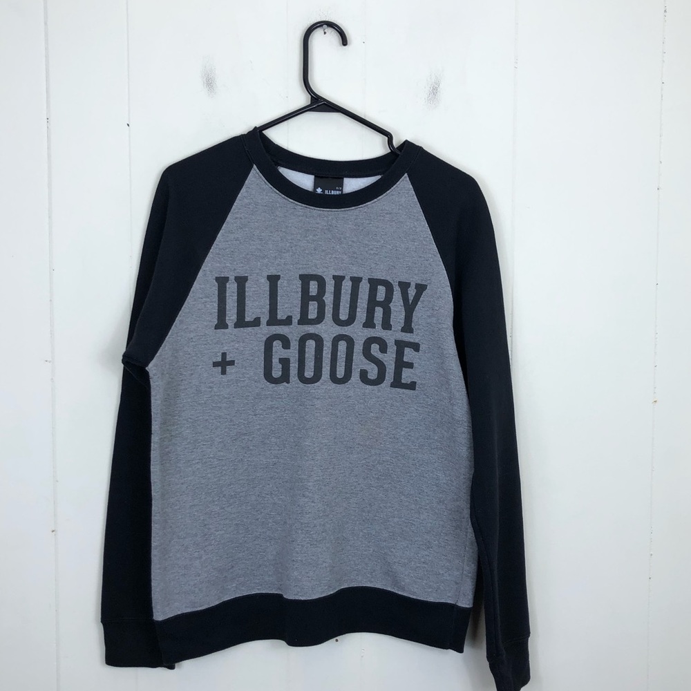 Illbury & Goose Heathered Gray Panelled Crewneck Sz S